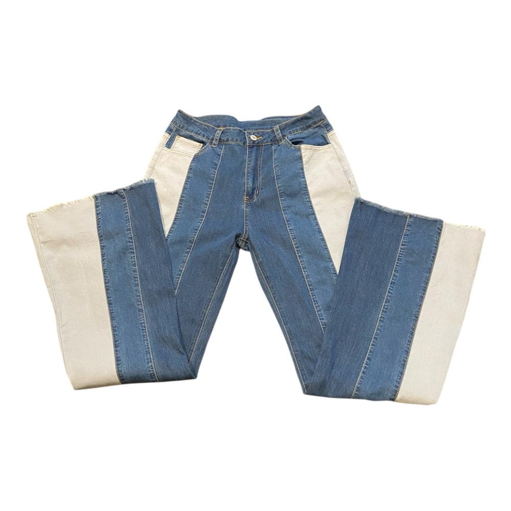 Jeans Jeans Brand Two-Toned Color Block Flare Leg Jeans. Size Large